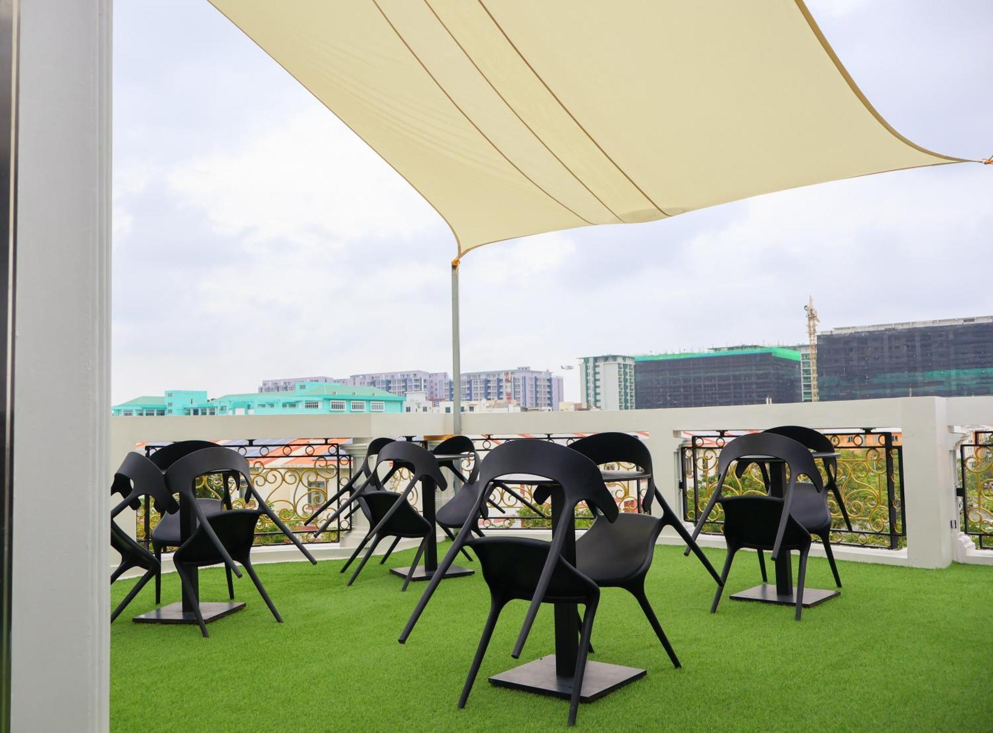 Starry View Hotel Hulhumale Exterior photo